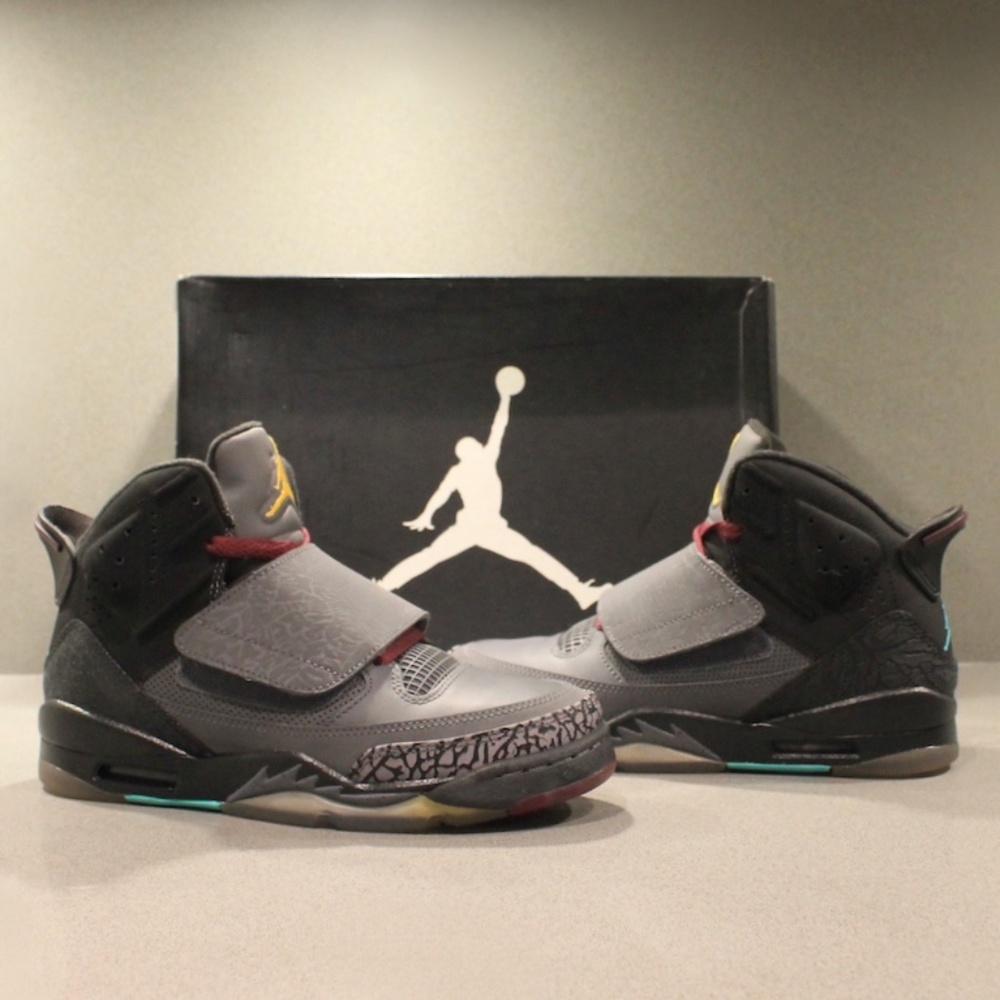 ⚡️HOST PICK⚡️ Jordan Son of Mars